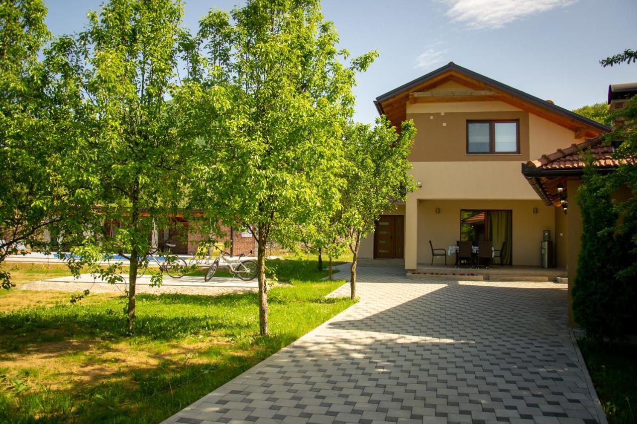 Holiday Home Faruk Racic Екстер'єр фото